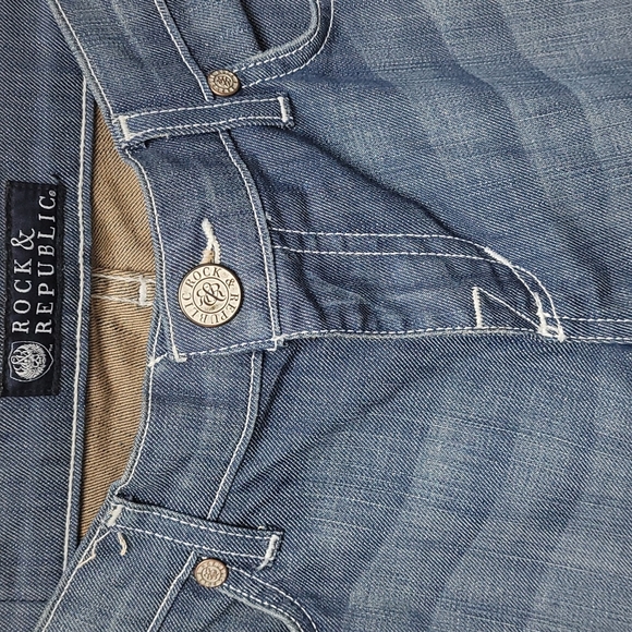 Rock & Republic Light Blue Boot Cut Jeans; Size 27 - Picture 7 of 11